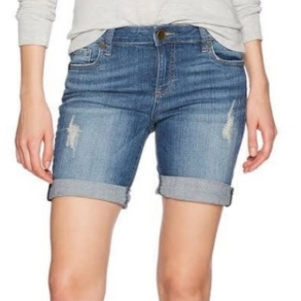 Kut from the kloth catherine shorts distressed 14